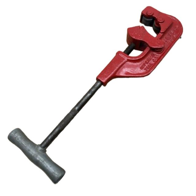 Where to rent Cutter, Pipe 1 8  - 1 1 4 in Boston MA