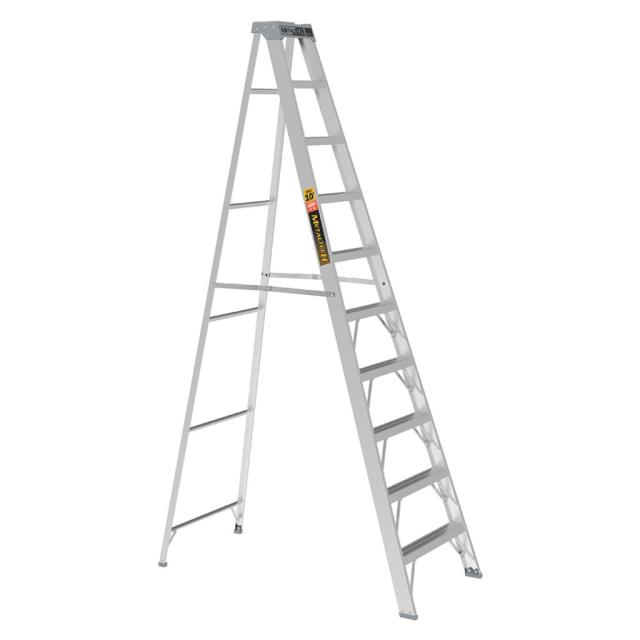 Ladder Rentals in Somerville Massachusetts, Boston, Brookline, Cambridge, Malden, & Everett